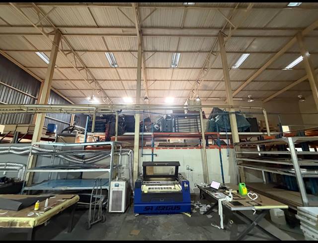 1,895M² WAREHOUSE TO LET IN KYALAMI